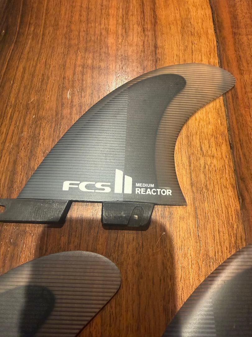 FCS II MEDIUM REACTOR サーフィンフィン 3枚セット