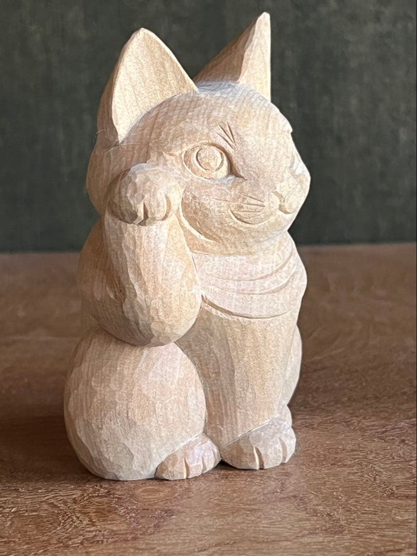 ひびきょう【井波彫刻】野中願児作 招き猫 桂材