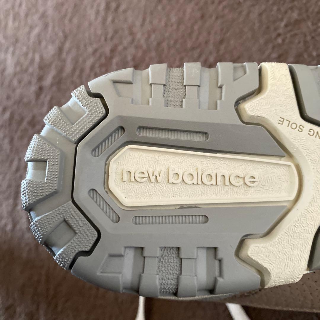 z*4様 New Balance ベージュ スニーカーBB550LY1