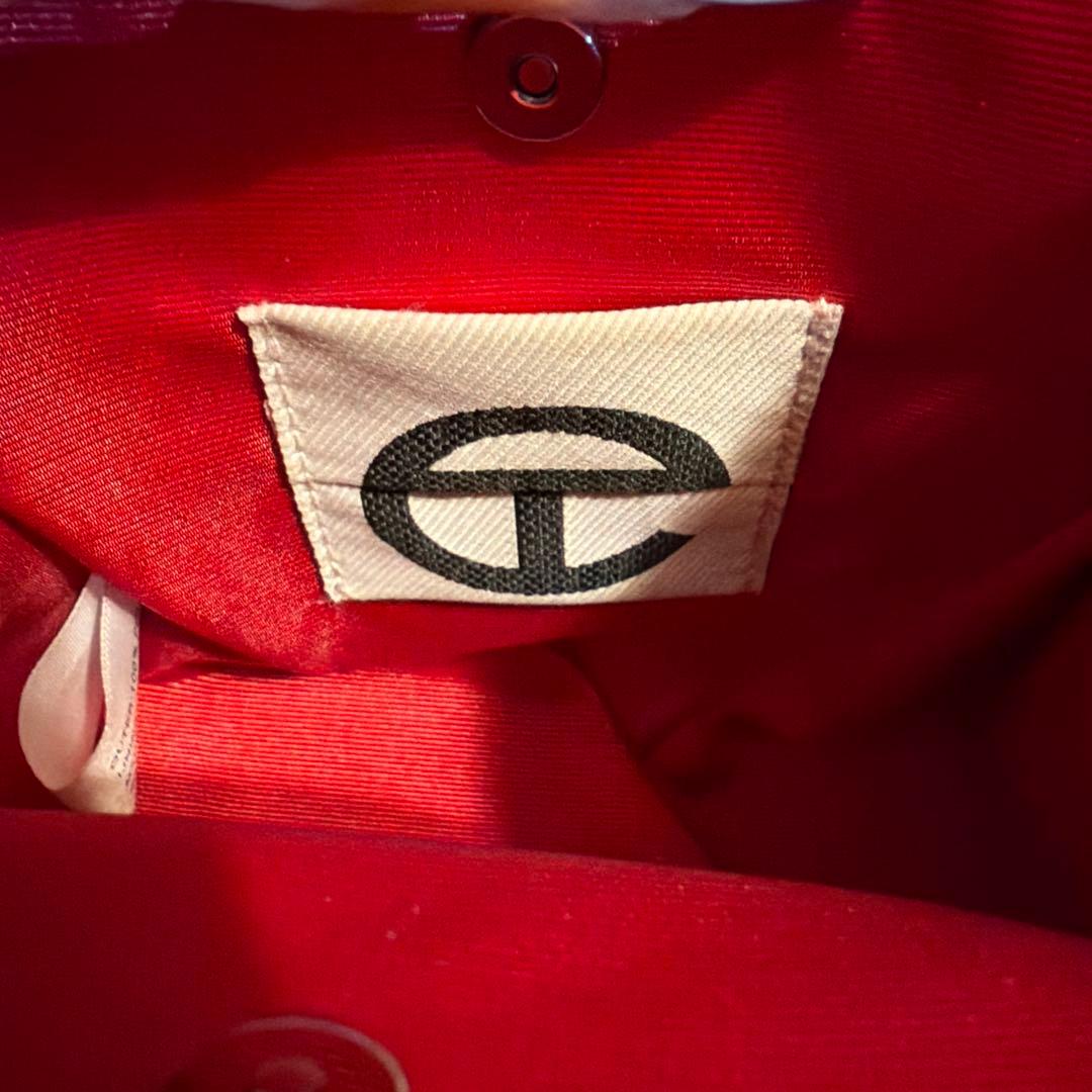 テルファー　バック