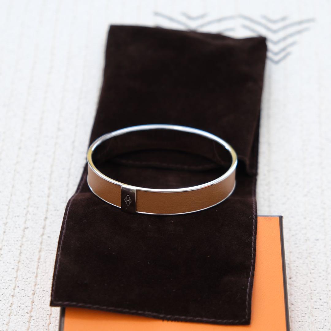 さんさん様　美品　エルメス　HERMÈS バングル ゴールド　シルバー金具