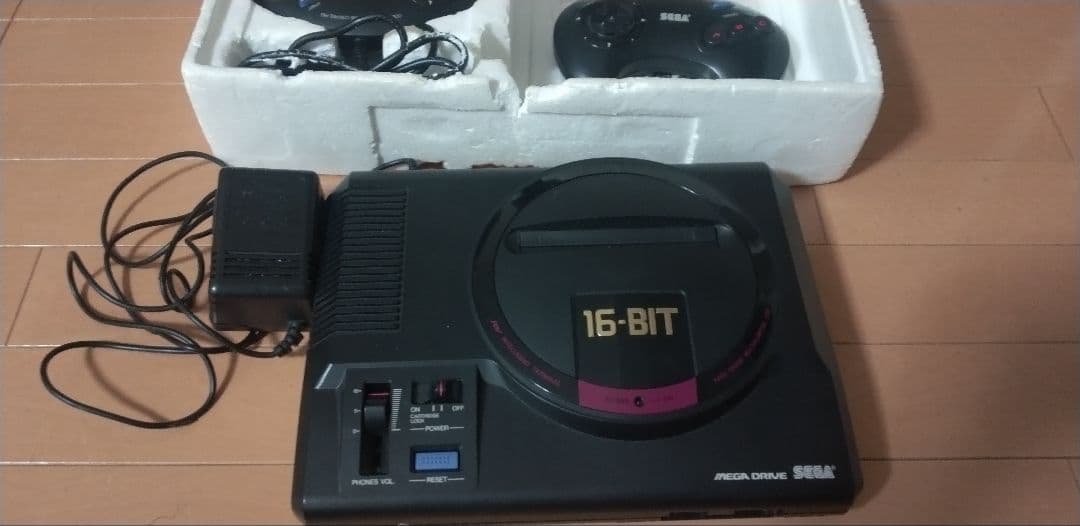 セガメガドライブ　箱付き本体
