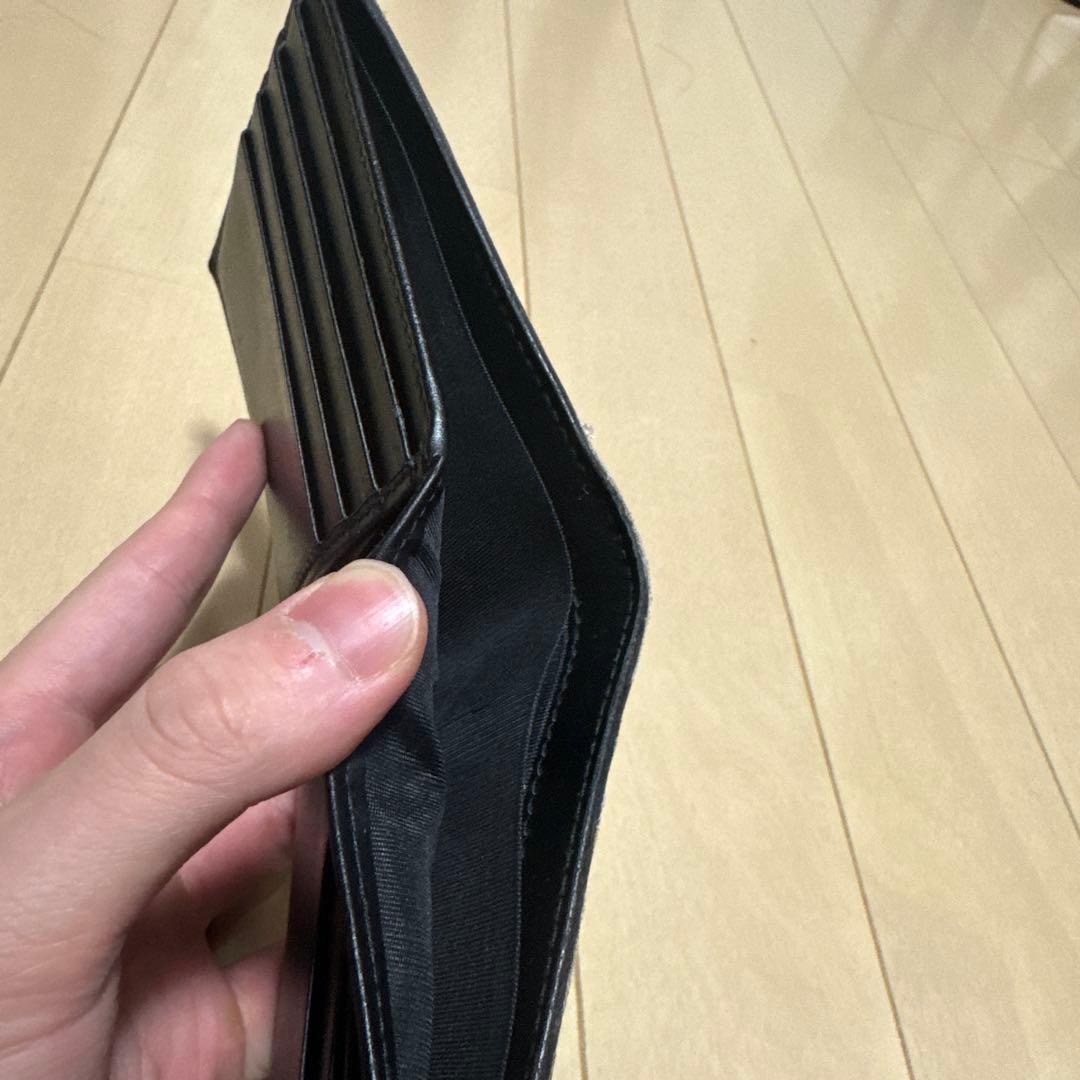 GUCCI 二つ折り財布 蜂デザイン