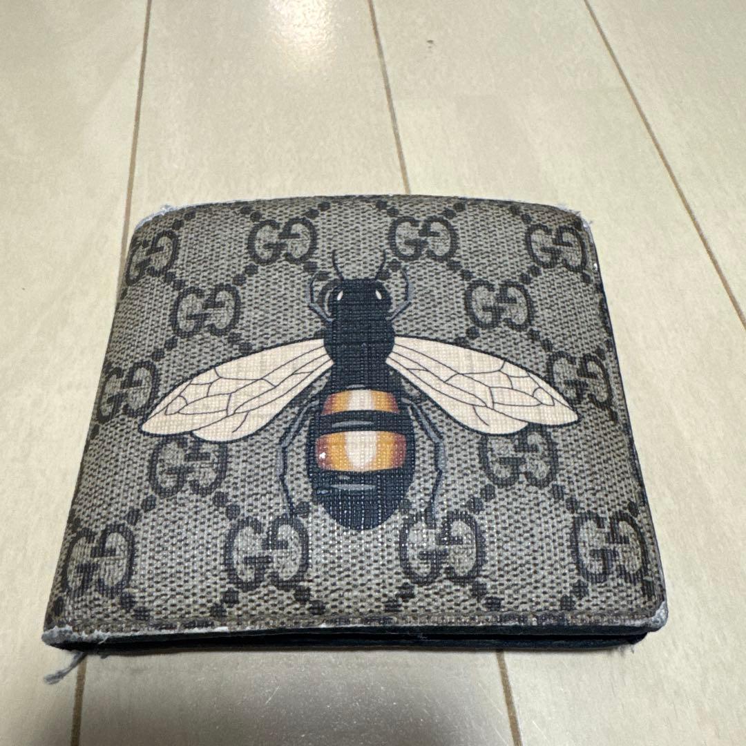 GUCCI 二つ折り財布 蜂デザイン