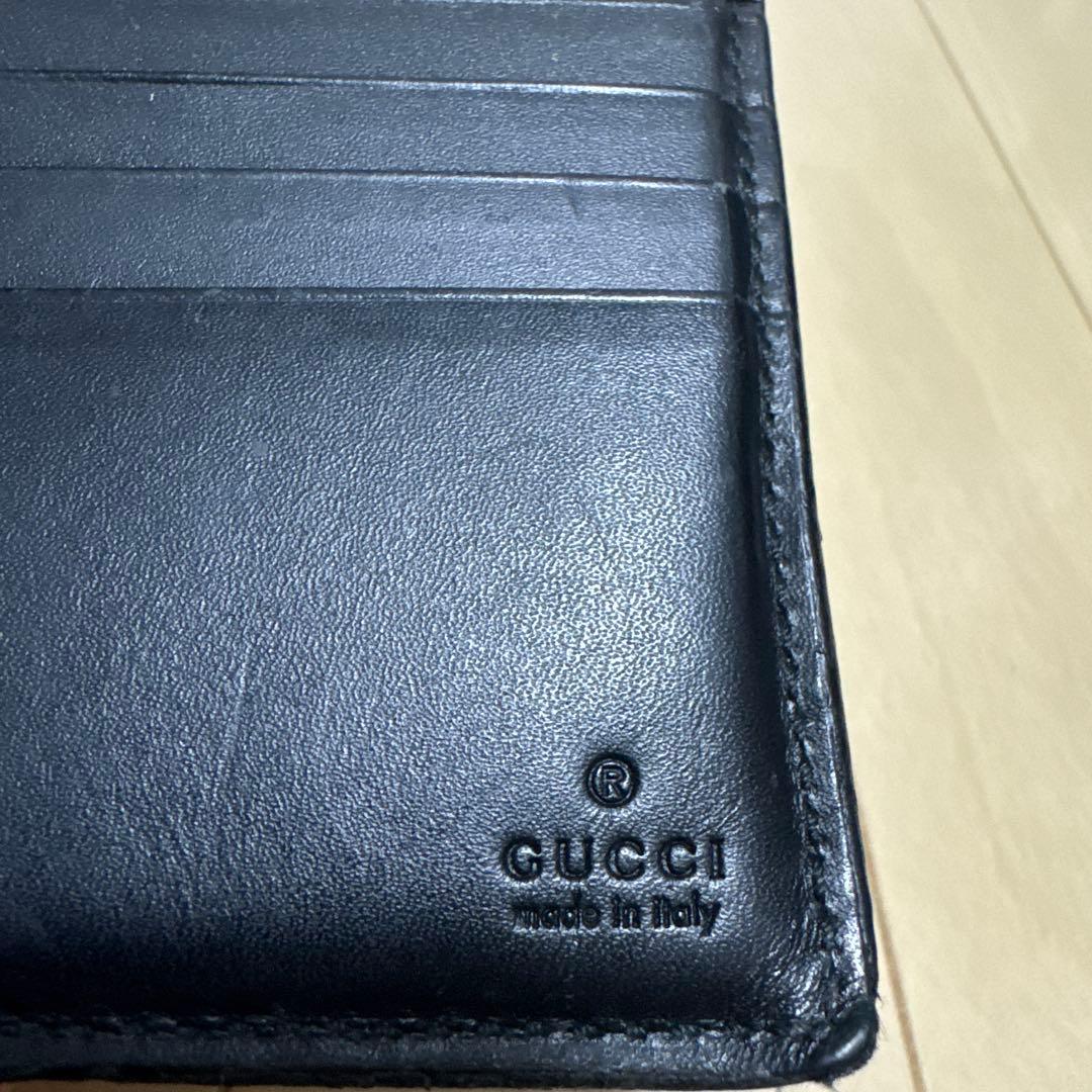 GUCCI 二つ折り財布 蜂デザイン