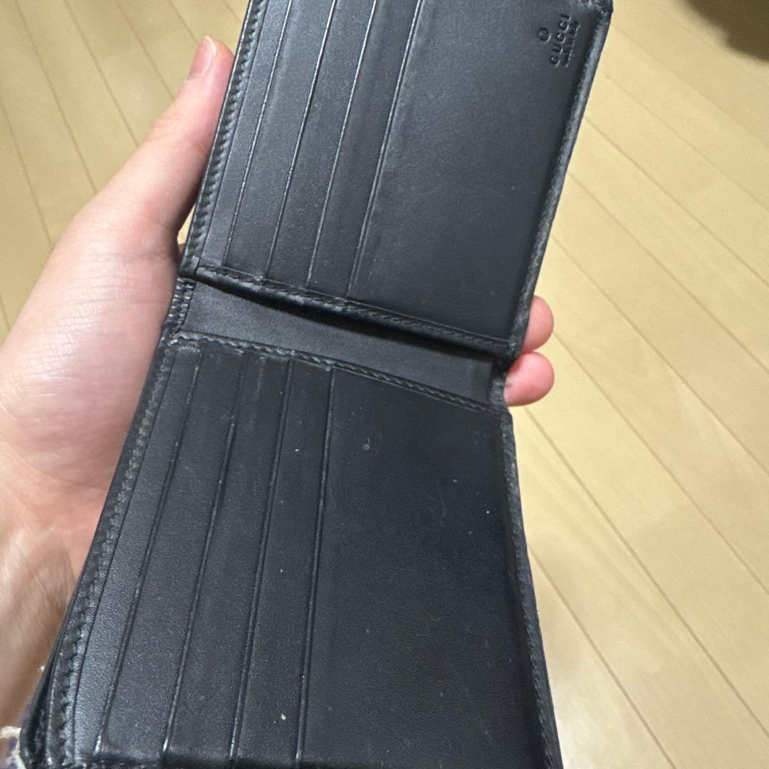 GUCCI 二つ折り財布 蜂デザイン