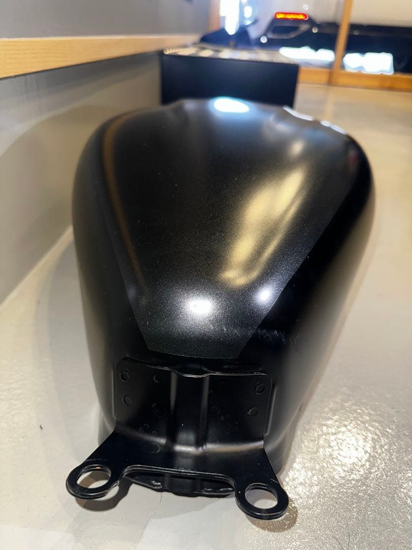 ELIMINATOR ブラックタンク