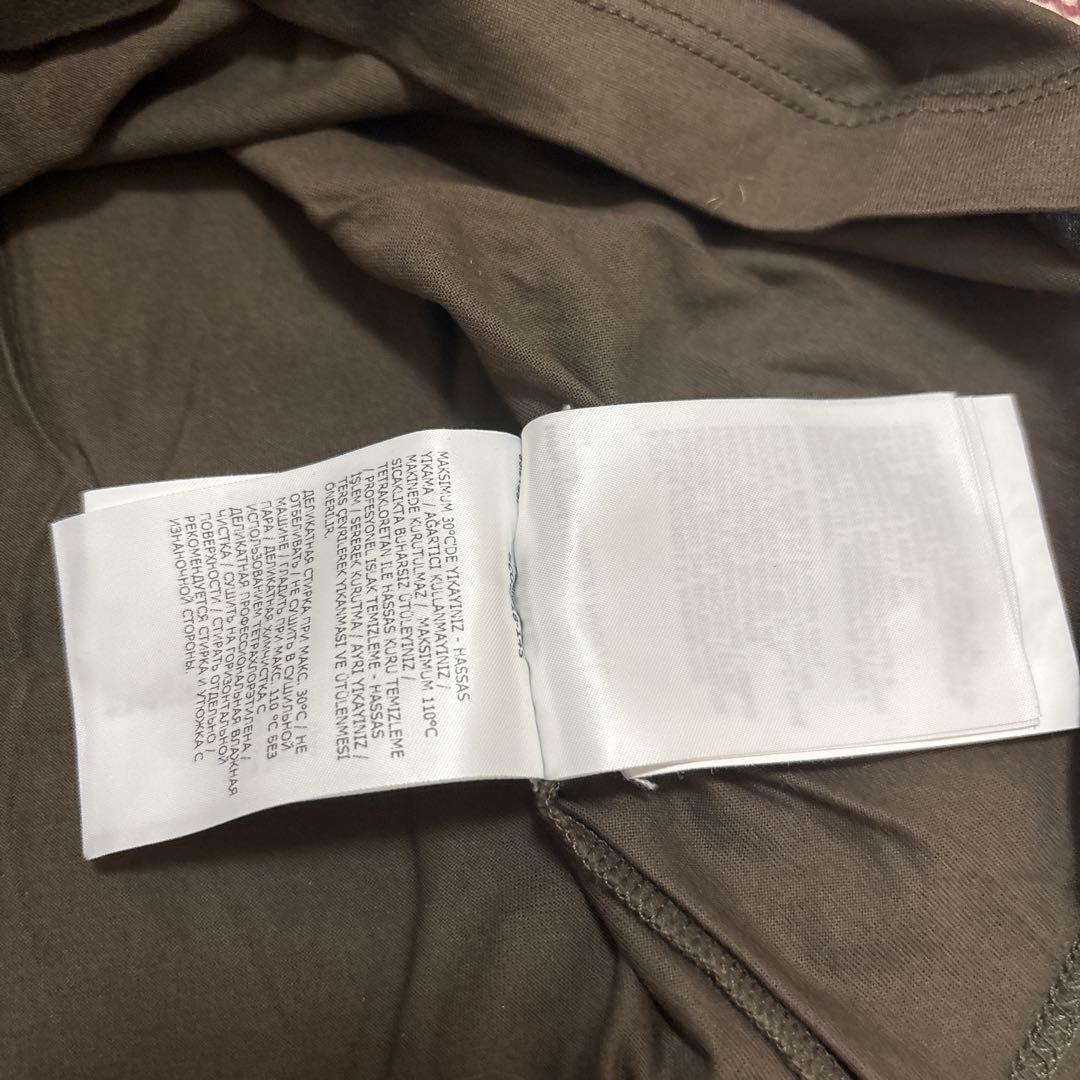 MONCLER ダークグリーン 長袖Tシャツ