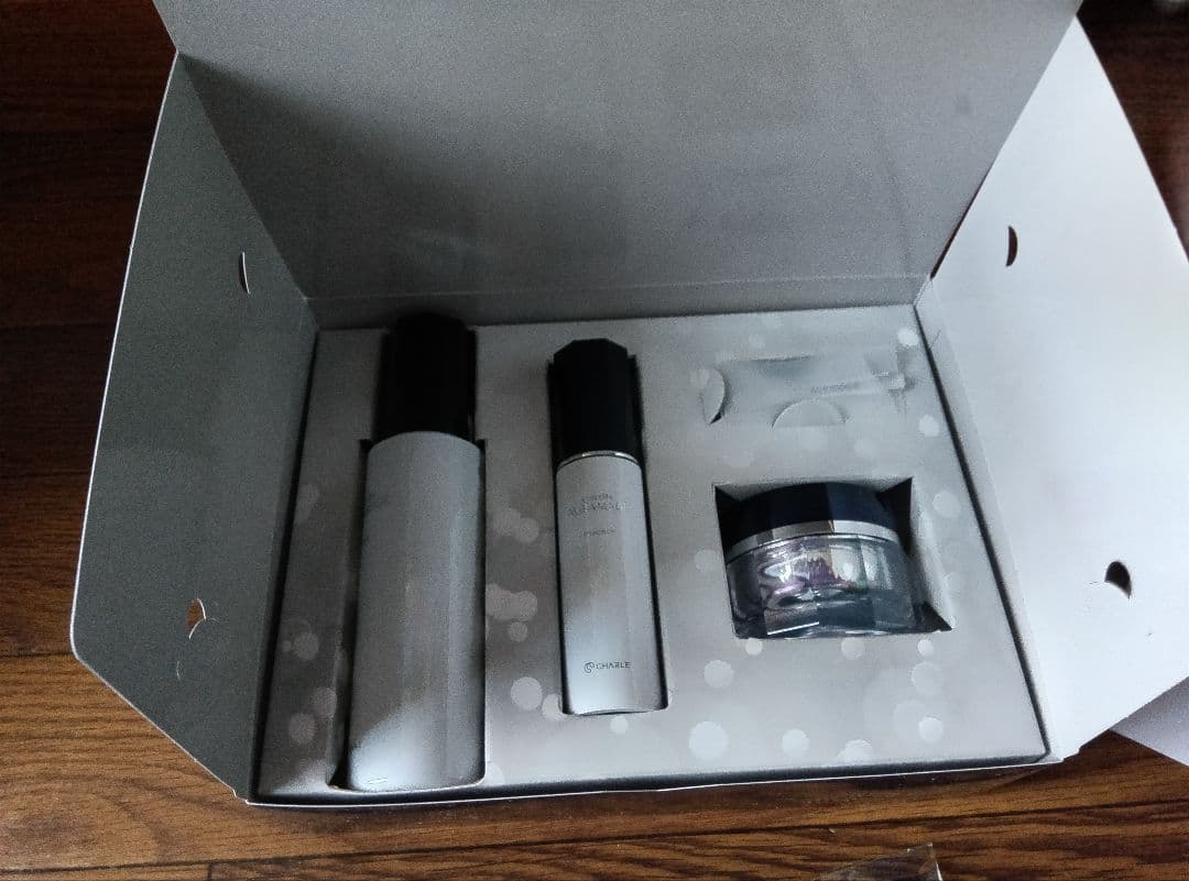 Mikiko　　eterrite AURAMAGE プレミアム限定セット