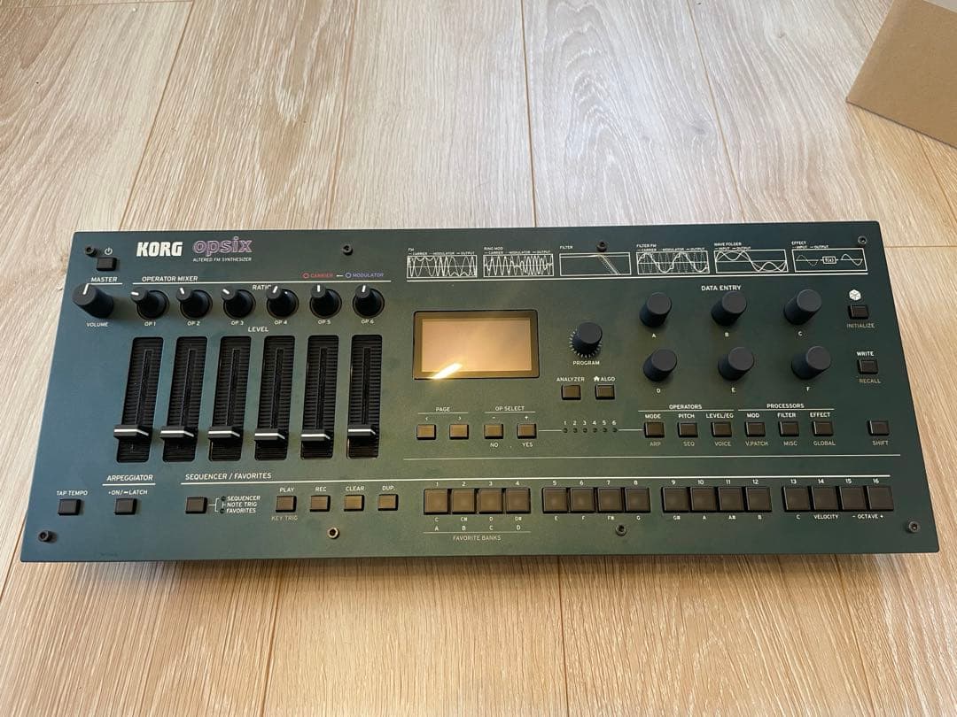 【美品】KORG opsix module シンセサイザー