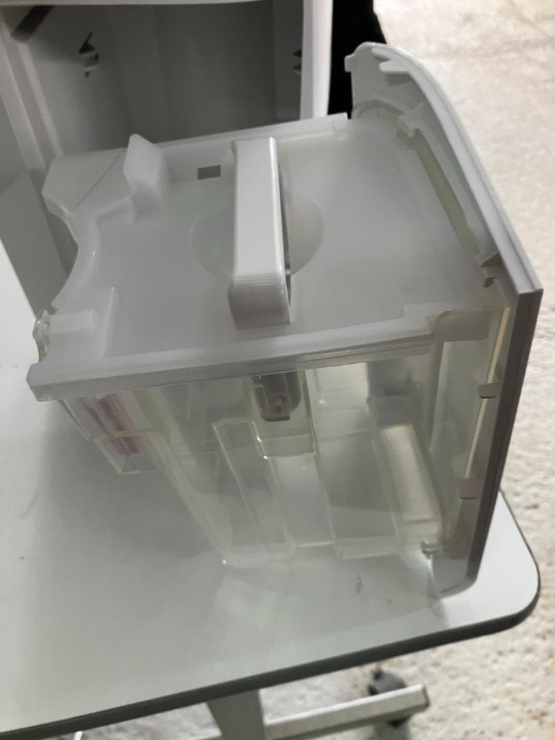 2022年製！シャープ 除湿器 CV-P71-W プラズマクラスター7000