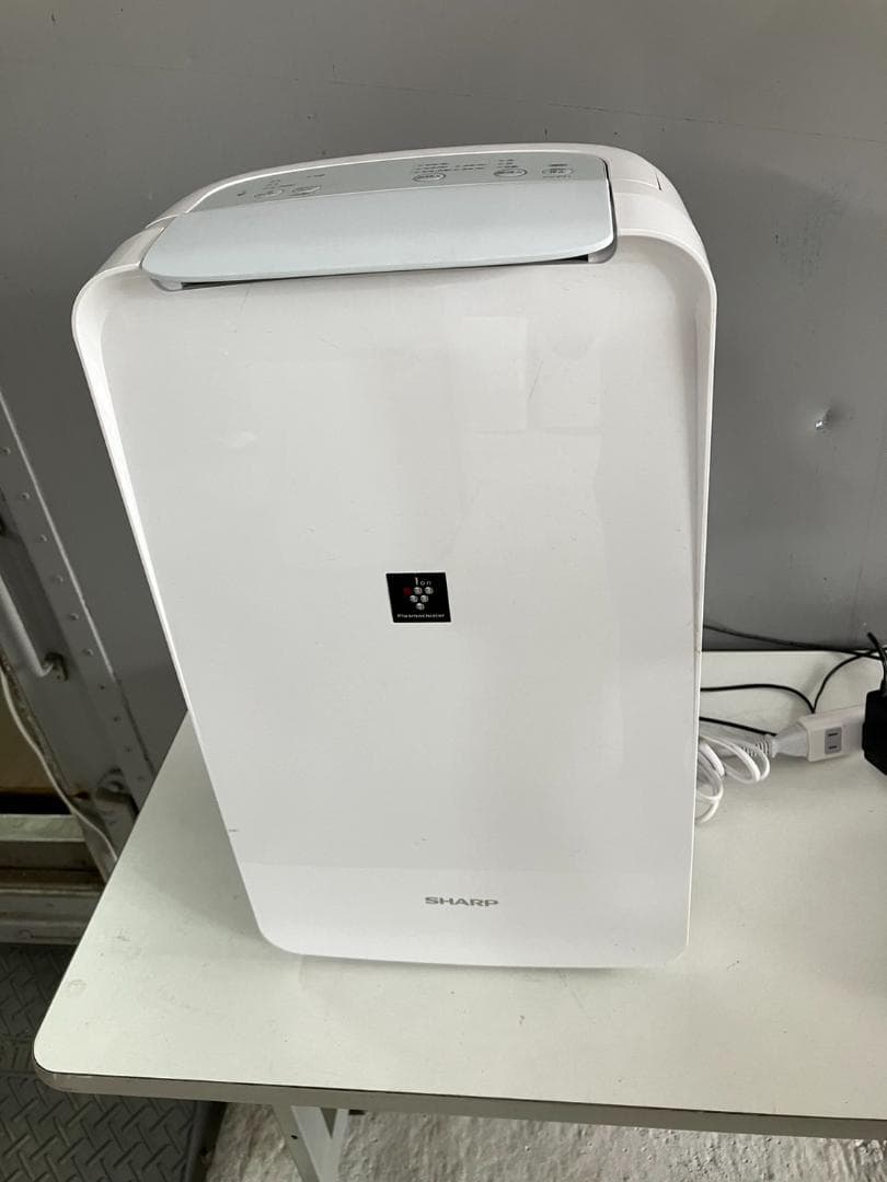 2022年製！シャープ 除湿器 CV-P71-W プラズマクラスター7000