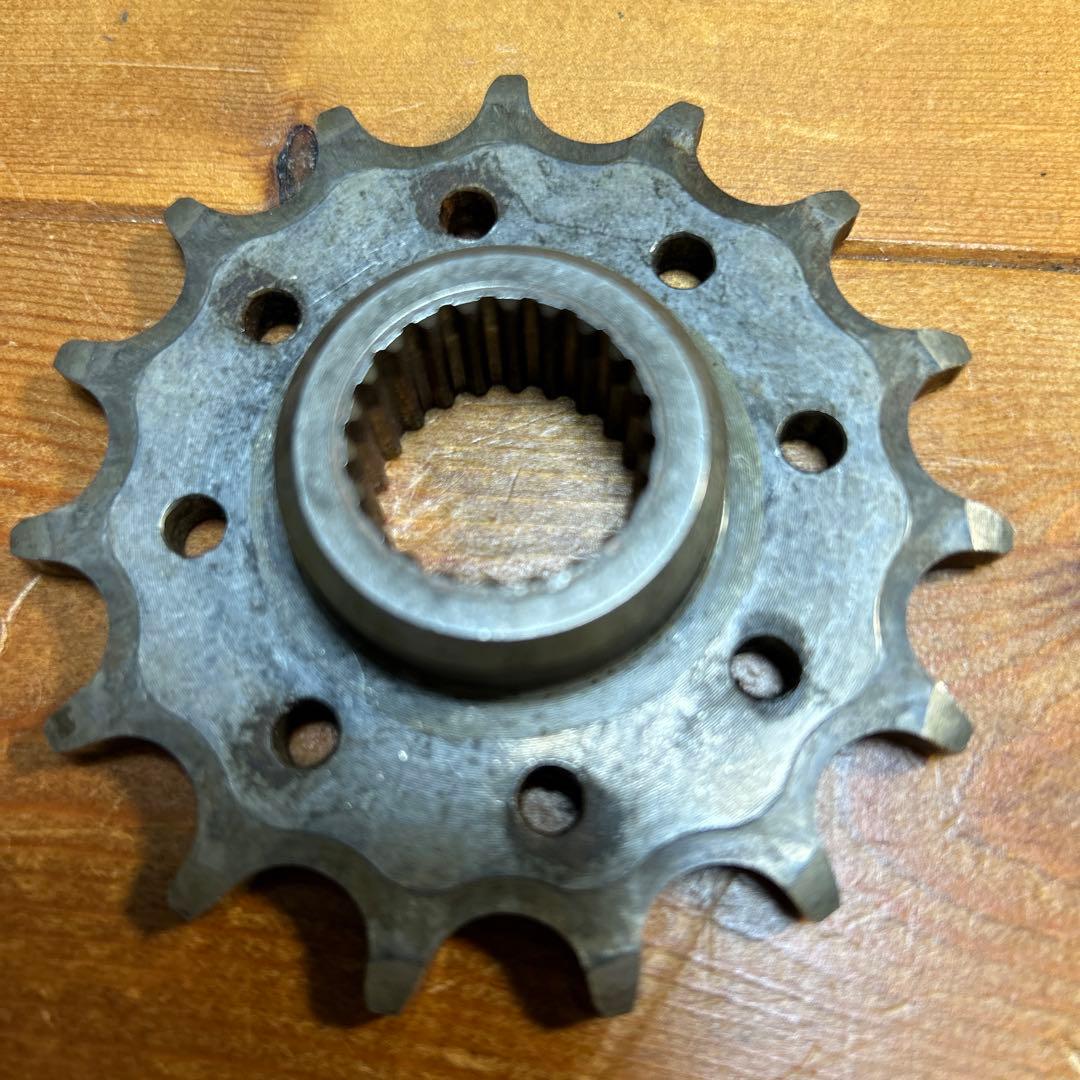 SRX600 ハブ & スプロケット