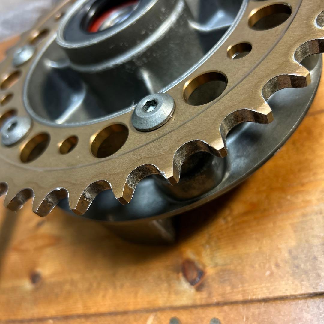 SRX600 ハブ & スプロケット