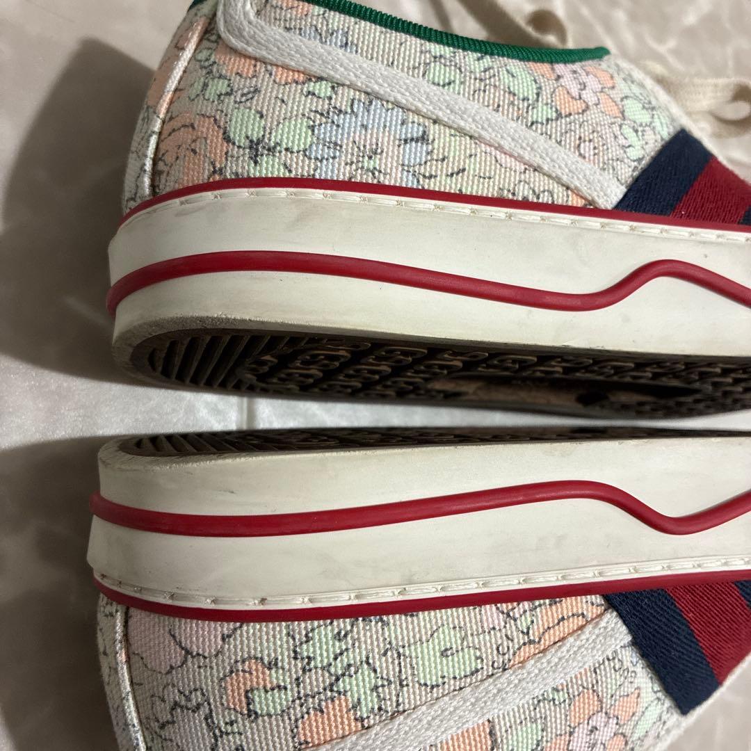 GUCCI テニス1977 スニーカー 花柄36＋　(箱　袋　紐付き)