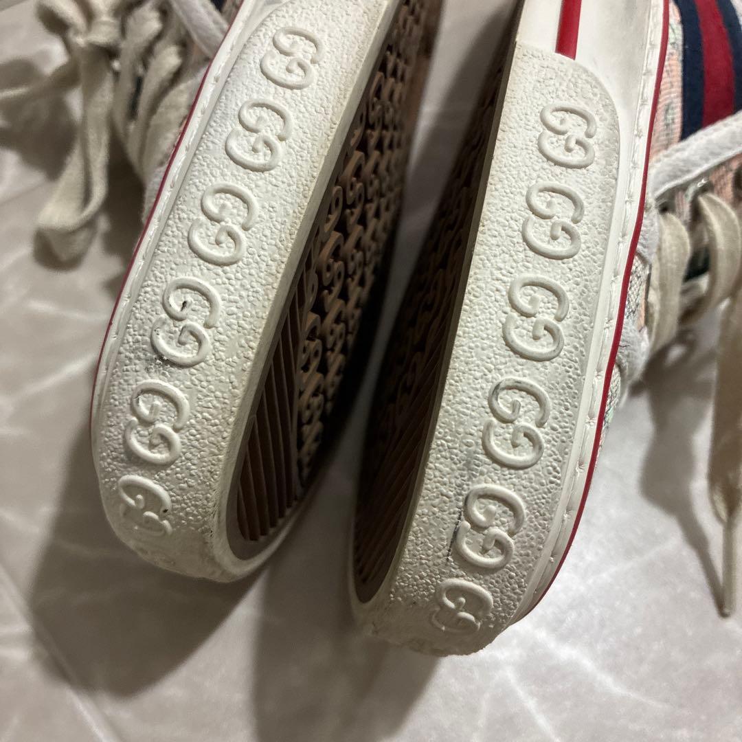 GUCCI テニス1977 スニーカー 花柄36＋　(箱　袋　紐付き)