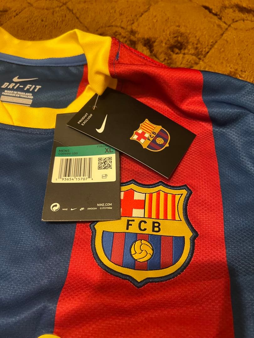 新品　タグ付　Barcelona PUYOL バルセロナ　プジョル　ユニフォーム