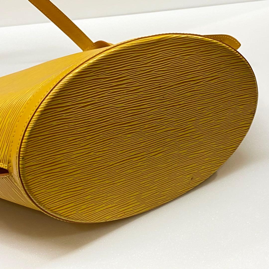 と*ふ様 【美品】ルイヴィトン　エピ　レザー　イエロー トートバッ