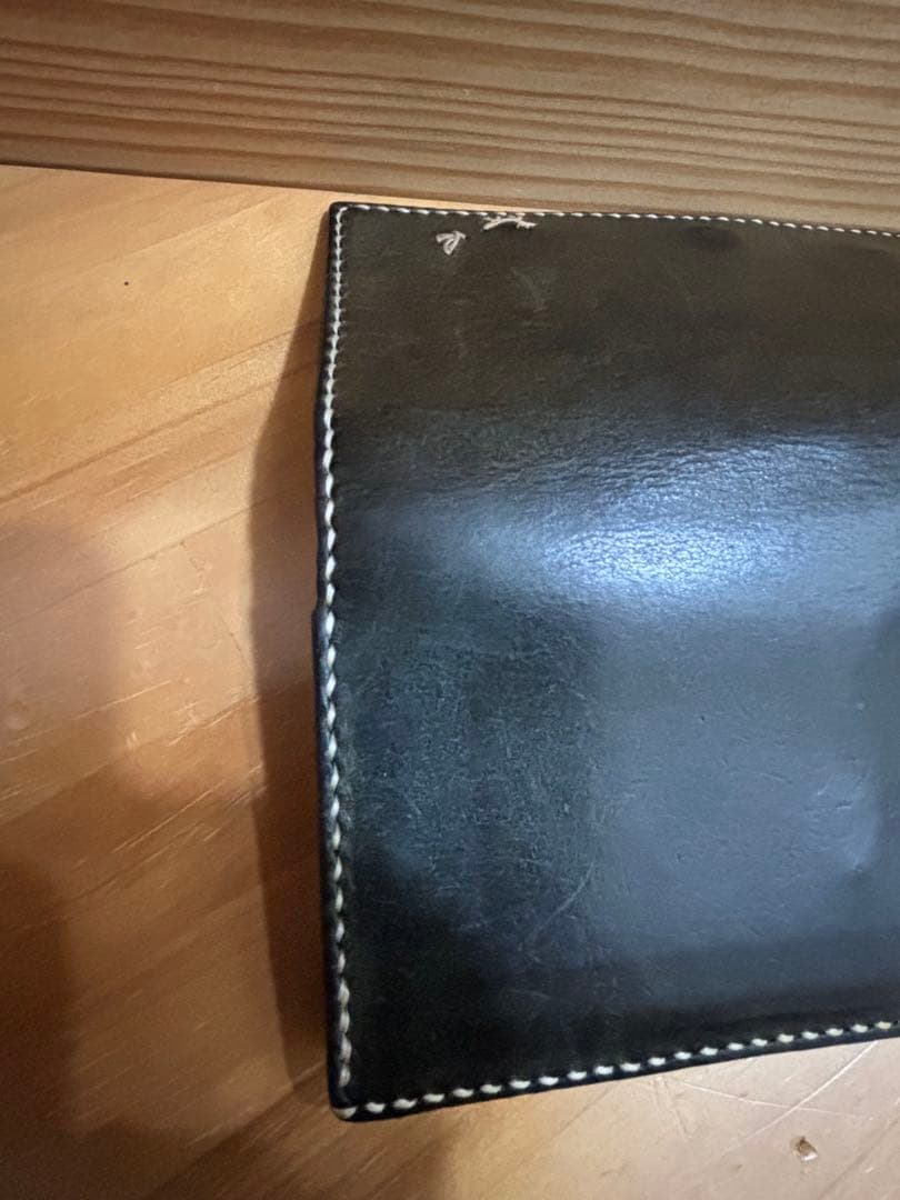 iPhone 16 e 手帳型　ケース　栃木レザー　ウォレットステッチ修理