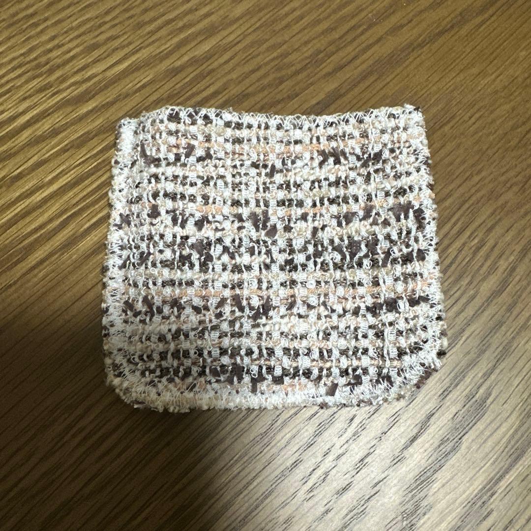 CHANEL レキャトルオンブルツイード　04 ツイードブランエローズ限定品