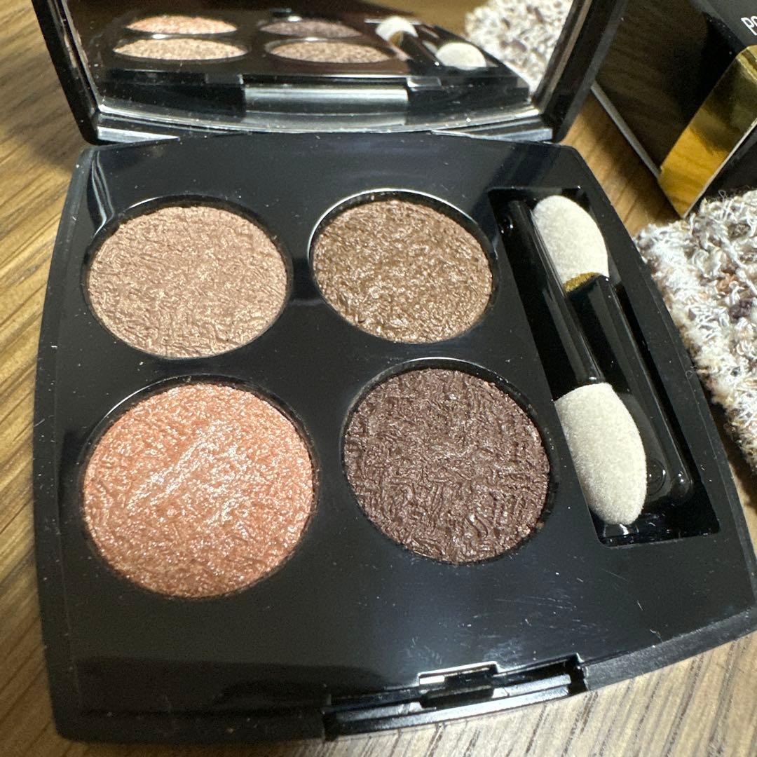 CHANEL レキャトルオンブルツイード　04 ツイードブランエローズ限定品