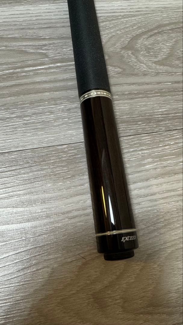 ビリヤードキューセットとケース