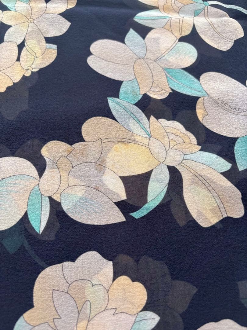 レオナール　シルクシフォン　スカーフ