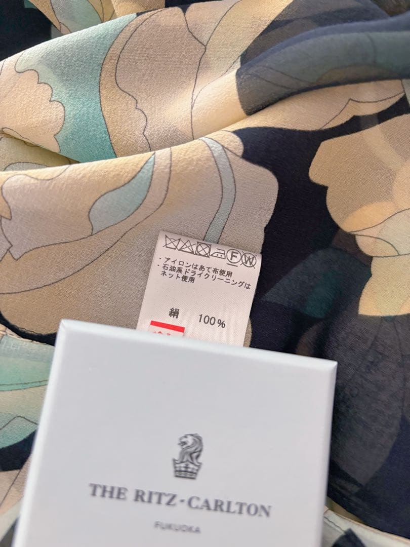 レオナール　シルクシフォン　スカーフ