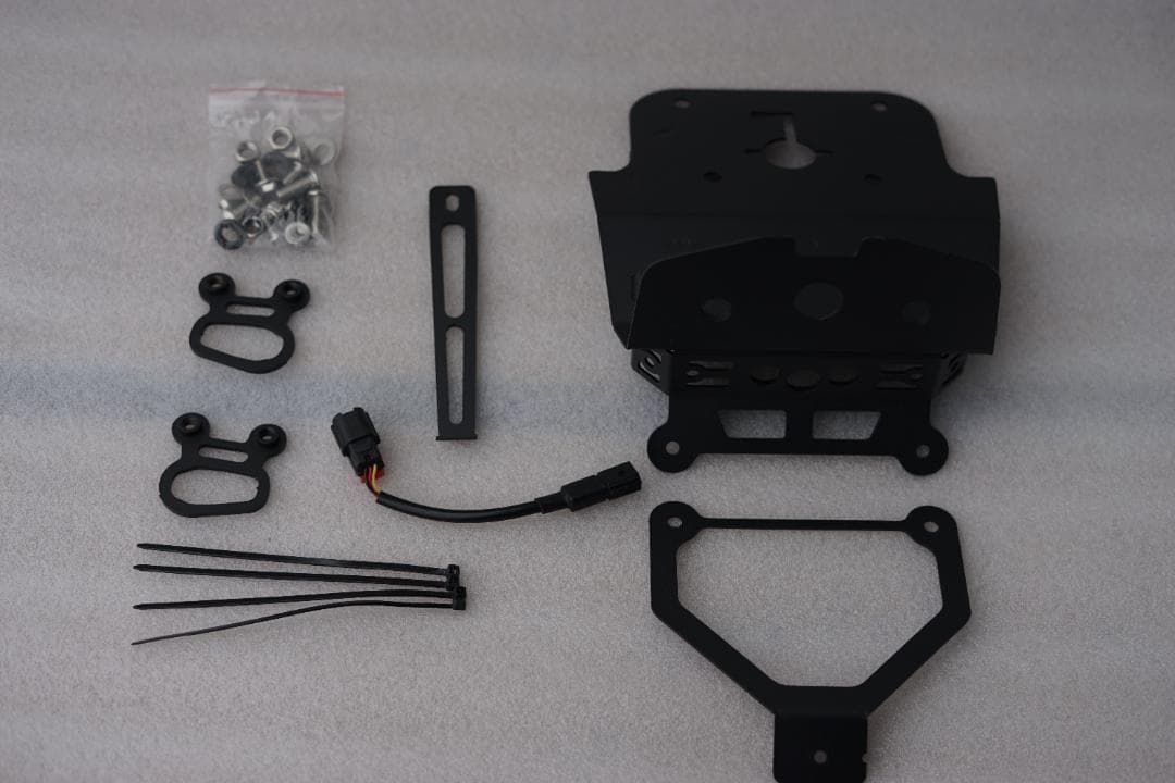 z９００rs　ロングテールカウル +フェンダーレスキット　Javimotor