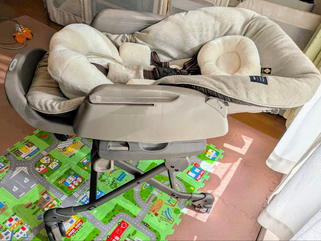 Combi ネムリラ AUTO SWING BEDi EG 電動