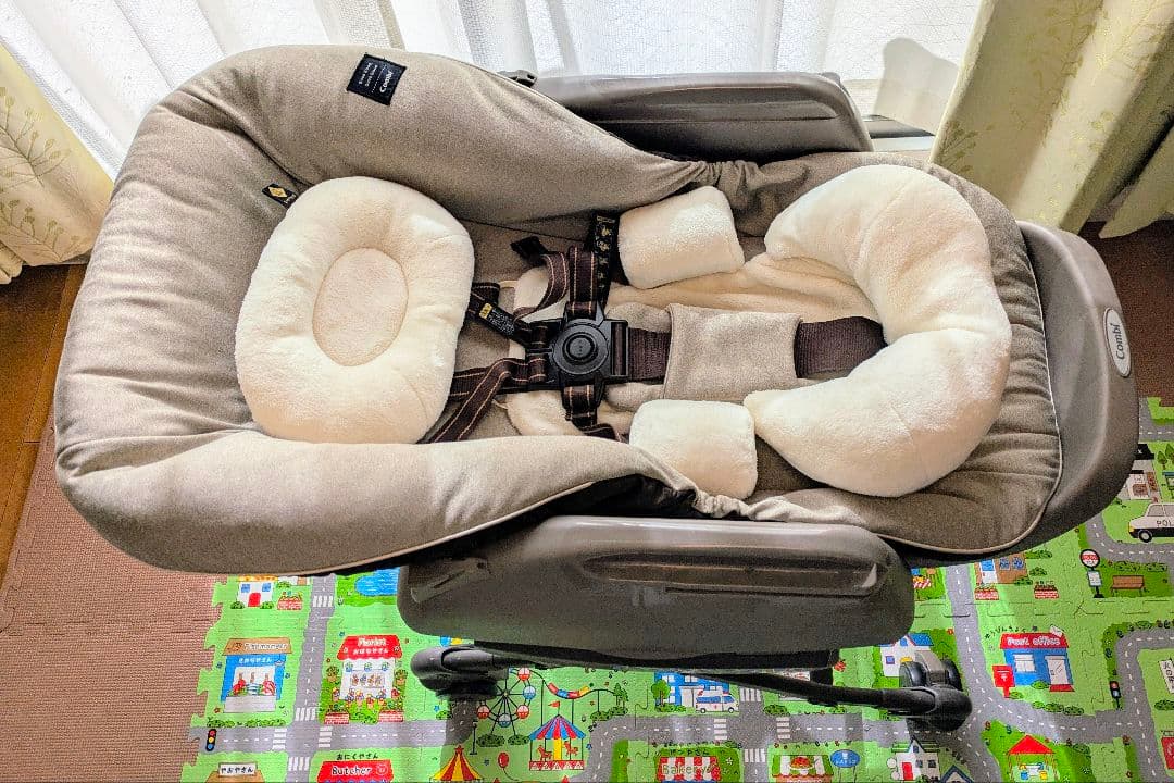 Combi ネムリラ AUTO SWING BEDi EG 電動