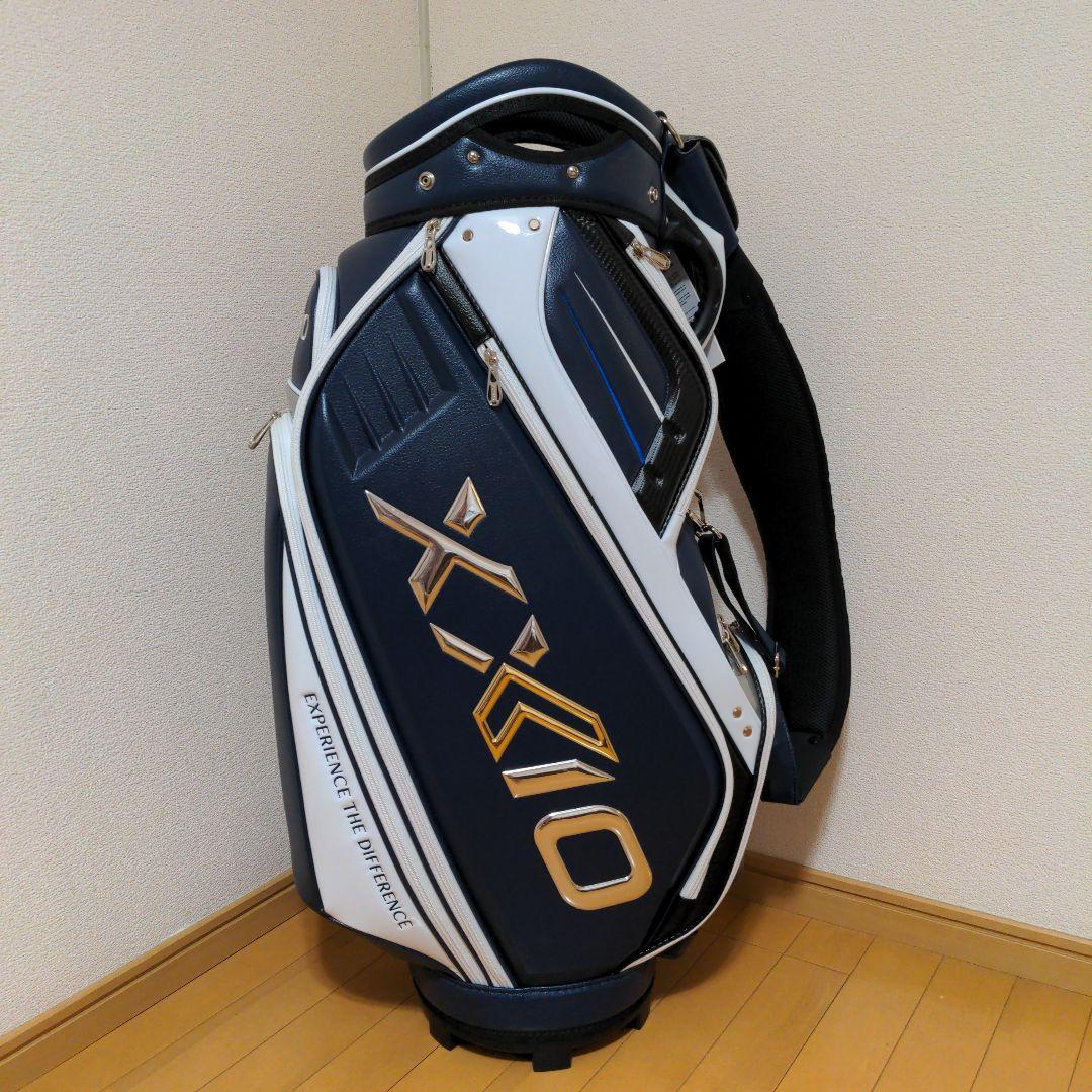 【新品未使用】ゼクシオキャディバッグプロレプリカ9.5型3.9kg