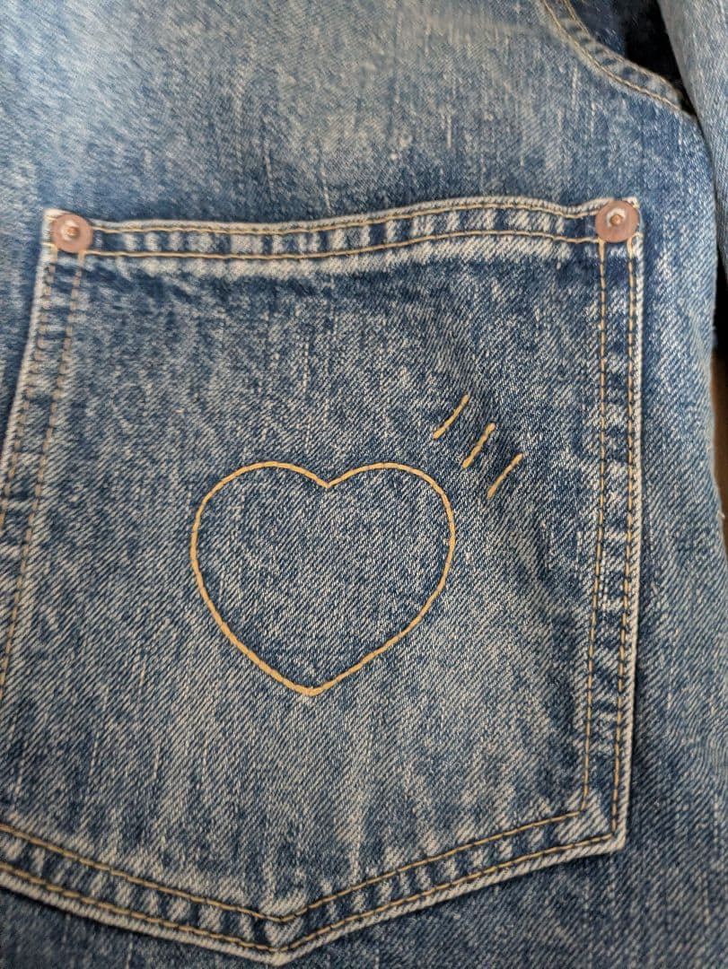 ヒューマンメイド　デニムジャケット ハート刺繍