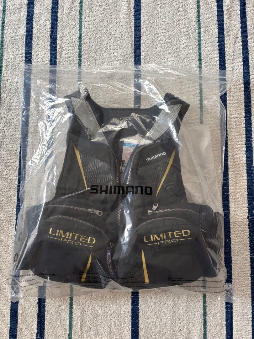 フローティングベスト　リミテッドプロ VFー110Ｘ　サイズＬ