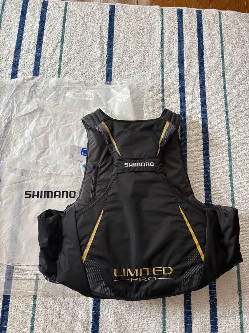 フローティングベスト　リミテッドプロ VFー110Ｘ　サイズＬ