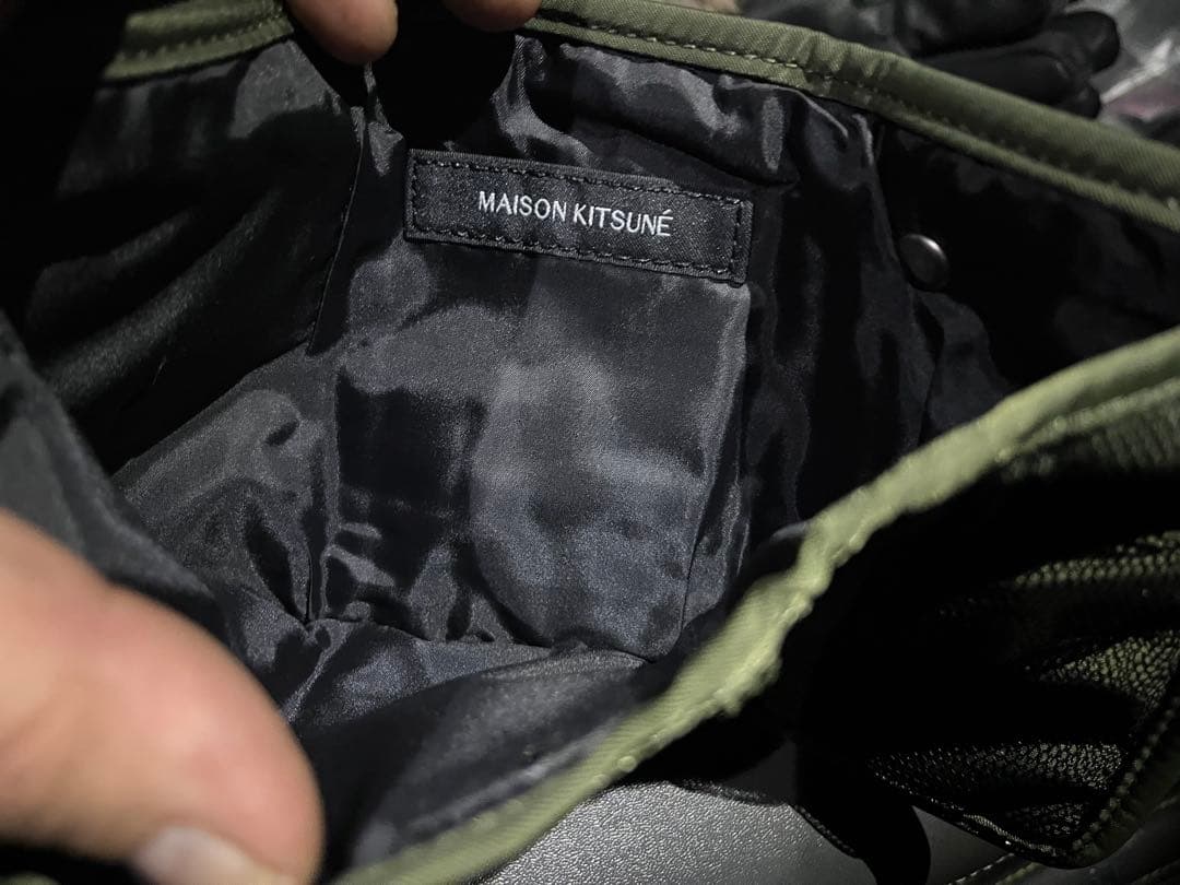 Maison Kitsuné 三つ折り財布 オリーブグリーン