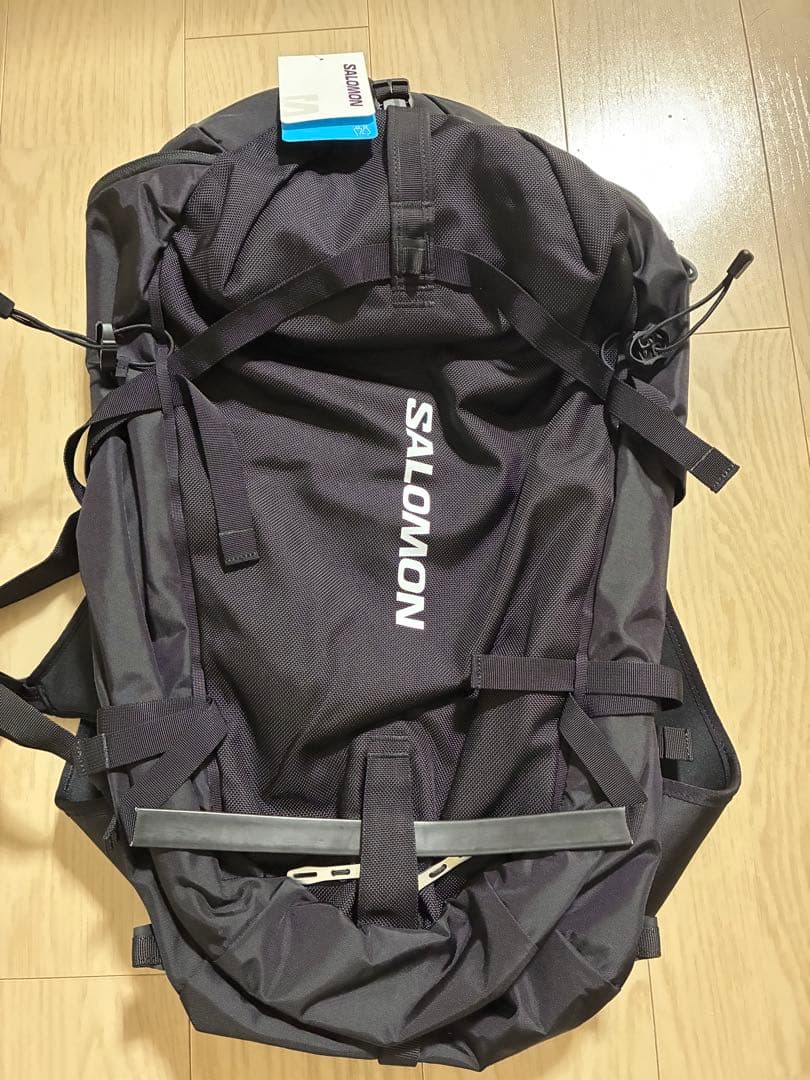 未使用　SALOMON MTN30 ユニセックススキーバック