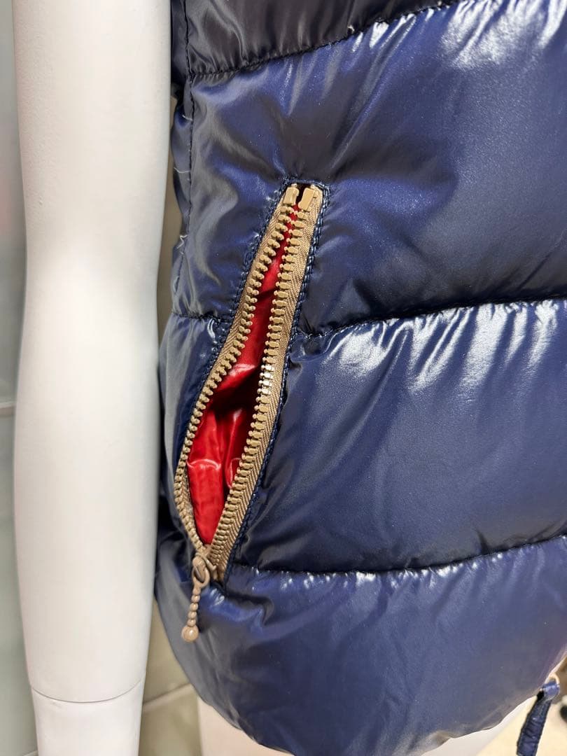 デュべティカ・ダウンベスト