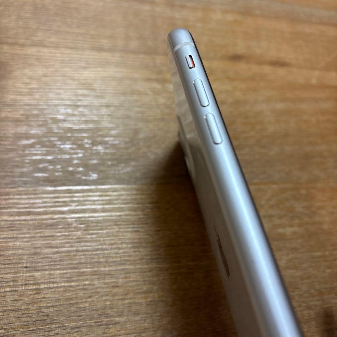 iPhone11 128GB ホワイト　バッテリー　74%