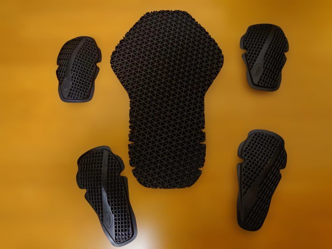 クシタニ　アメニタジャケット　K-2400　ホワイト／ブラック　Lサイズ