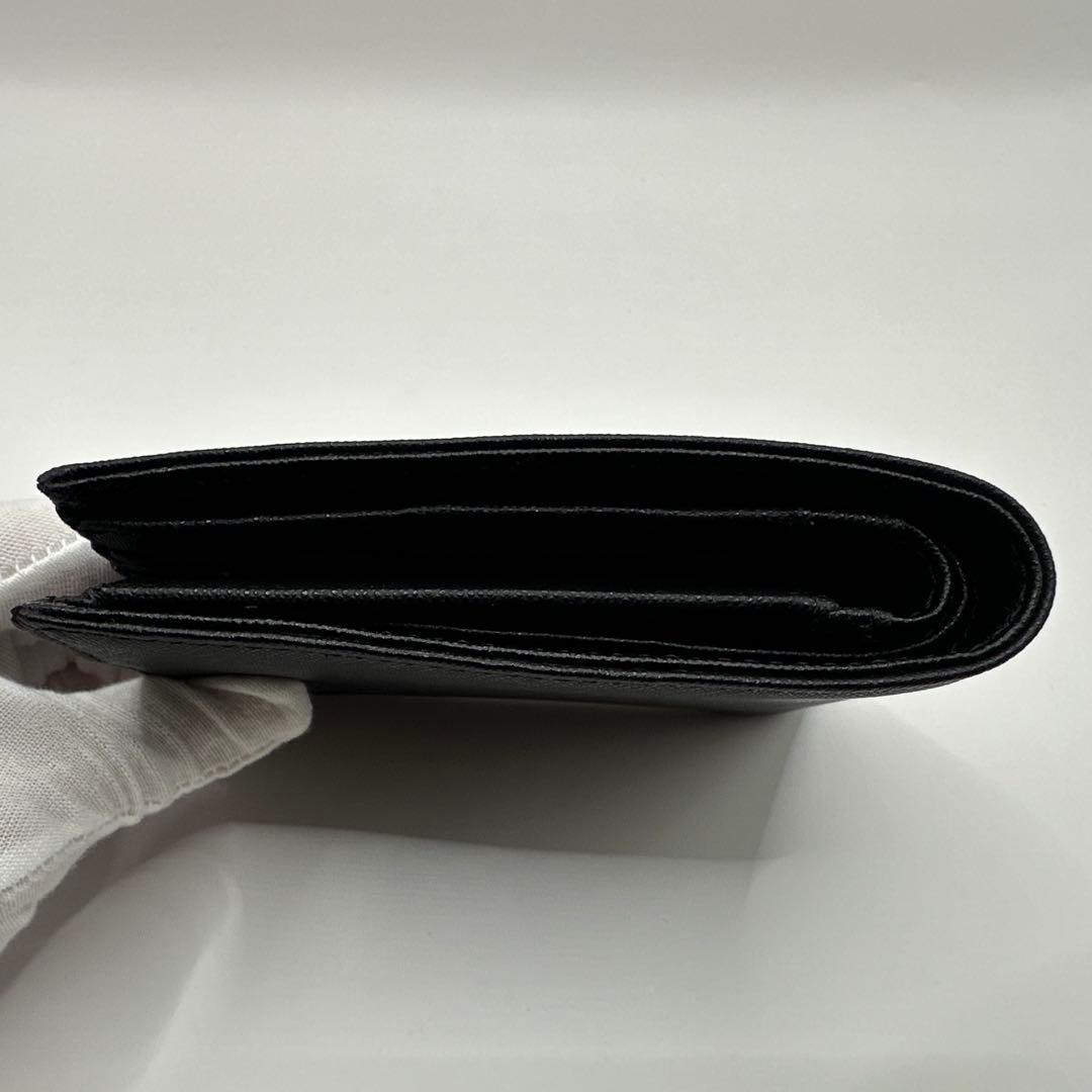 エンポリオ・アルマーニ(EMPORIO ARMANI) 2つ折り財布 ロゴ型押し