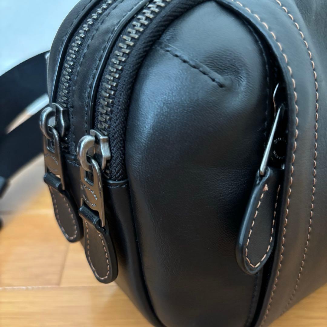 COACH 黒　メンズ ボディ ウエストバッグ