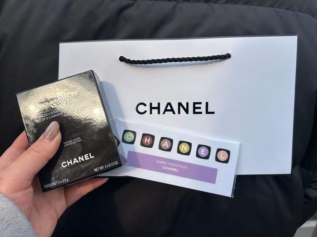 CHANEL リップ　リップケース付　ショップ袋付き　ステッカー付き