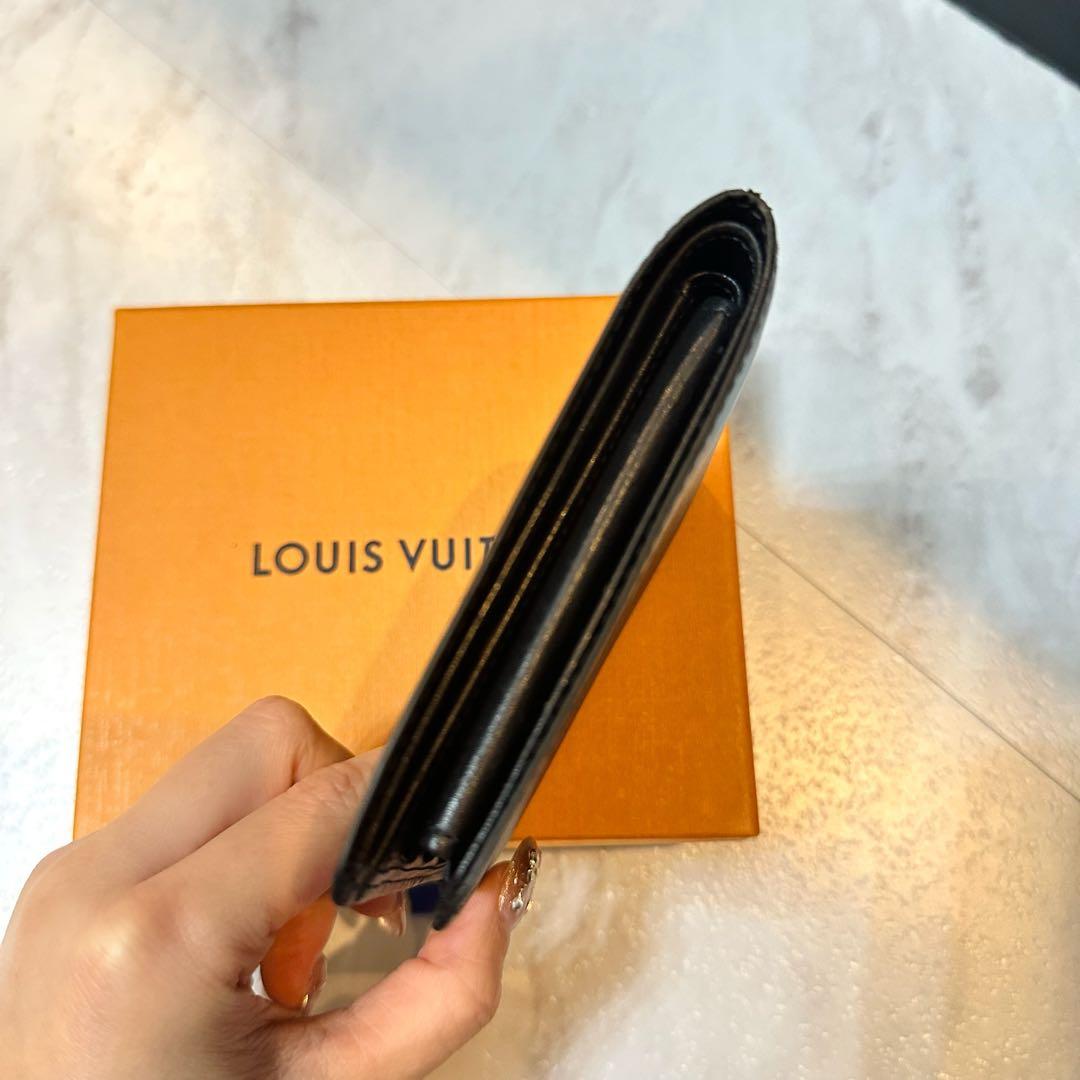 LOUISVUITTON 財布 エピ レザー ブラック ノワール 二つ折り