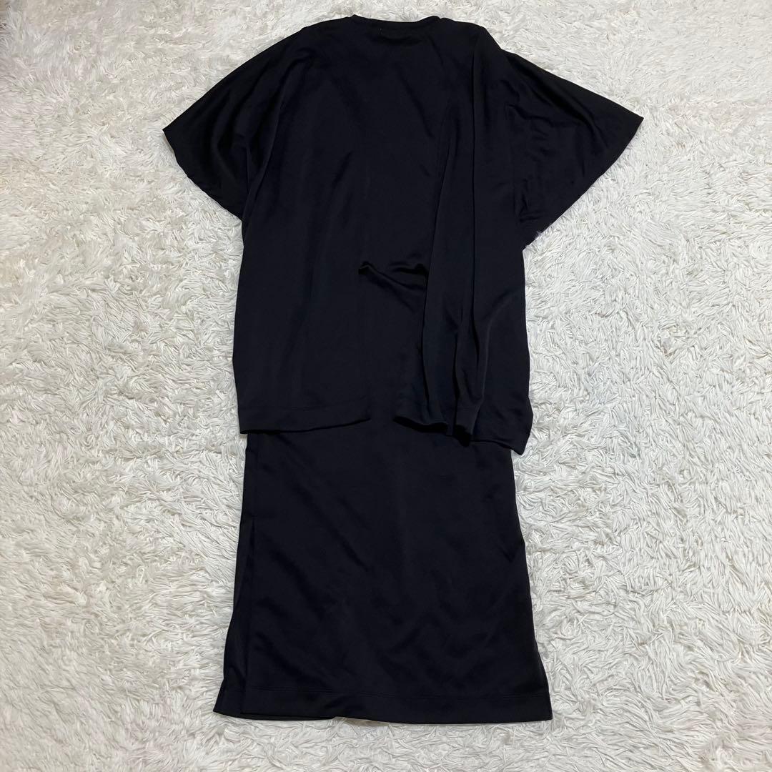 新品 UN3D アンスリード ケープスリーブワンピース ブラック ３６