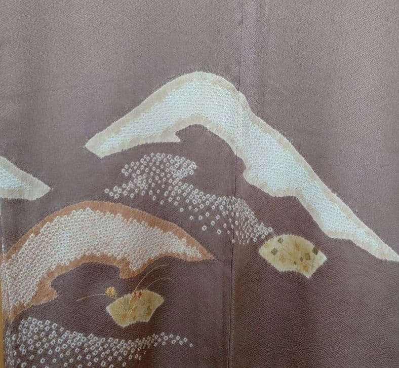 【お買い得品】訪問着　駒刺繍　絞り　流水花文　正絹　袷　唐織六通袋帯