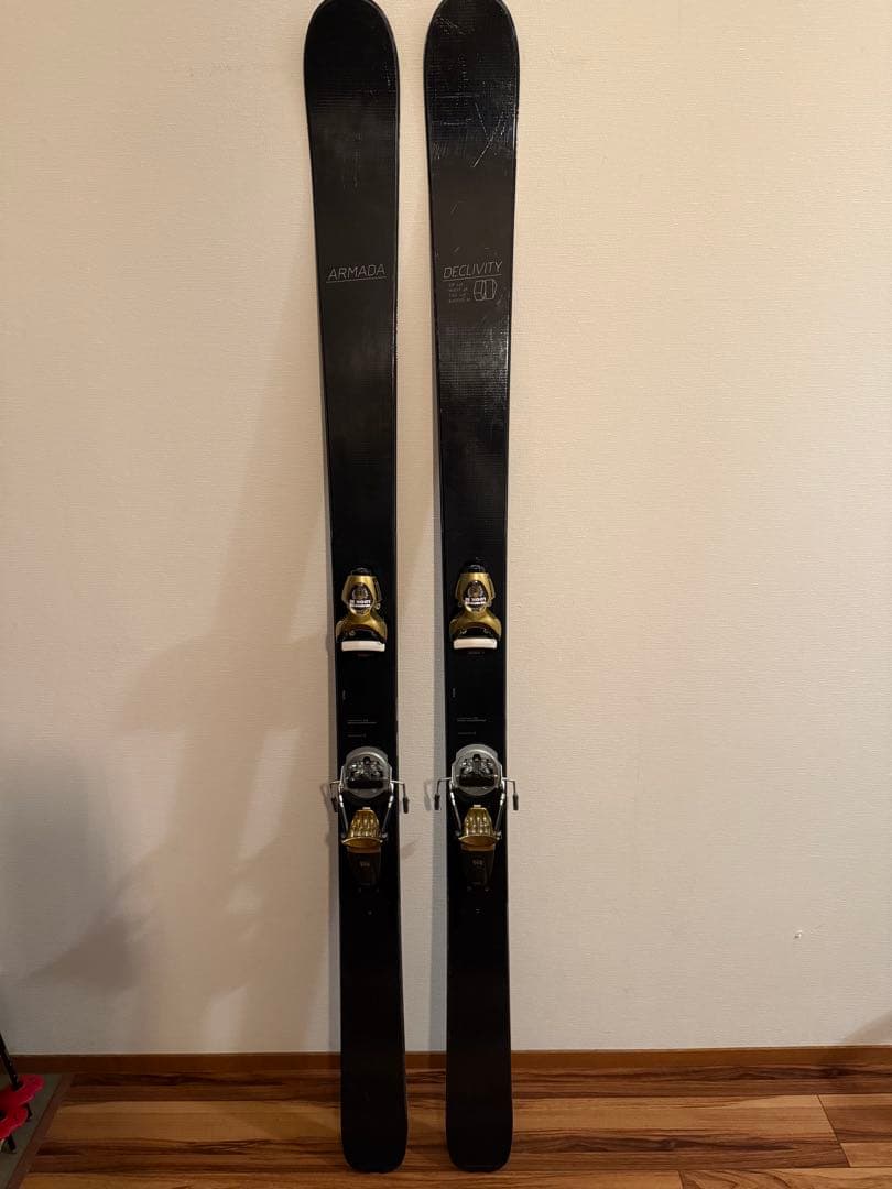 スキー ARMADA declivity 184cm
