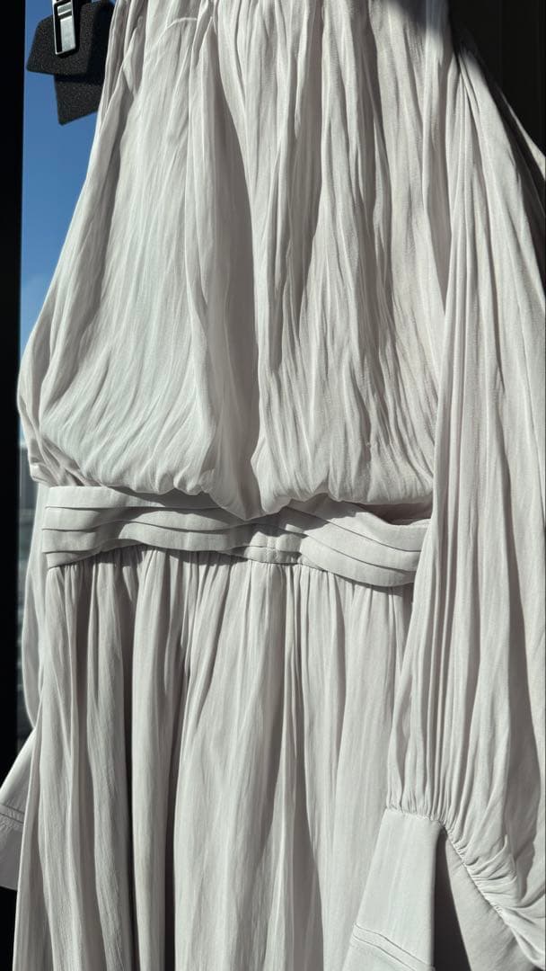 snidelコールドショルダーワンピ