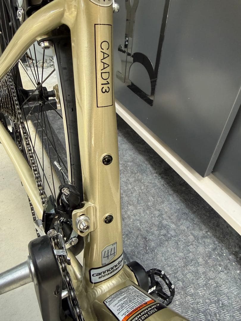 自転車本体 cannondale CAAD13 105