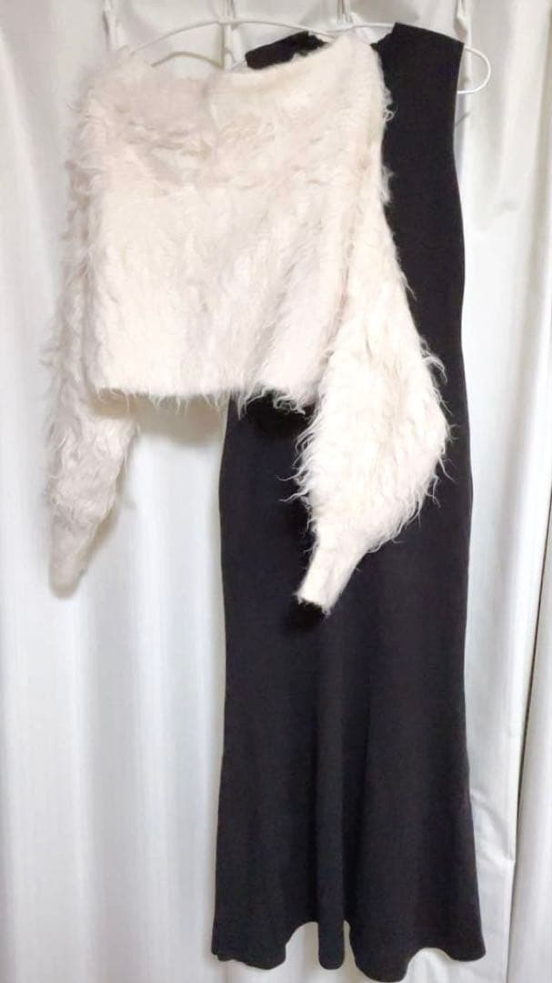 美品 anuans オフショルレイヤードニットワンピース 限定カラー M